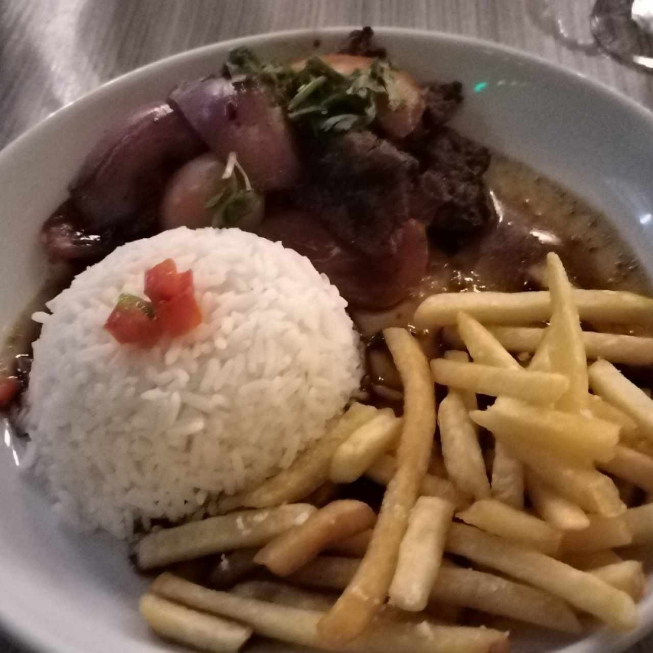  Lomo Salteado