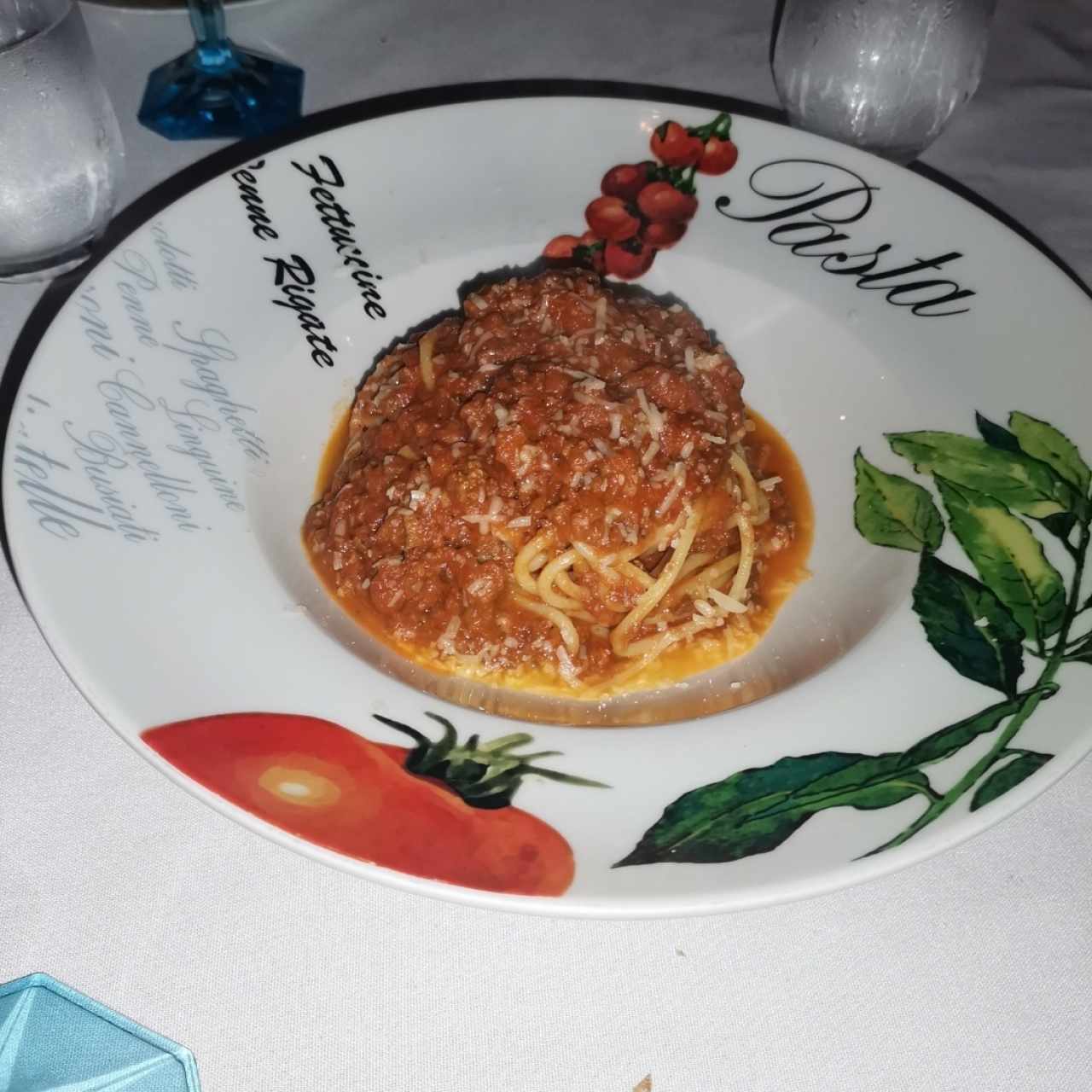 Porzione di Pasta salsa boloñesa