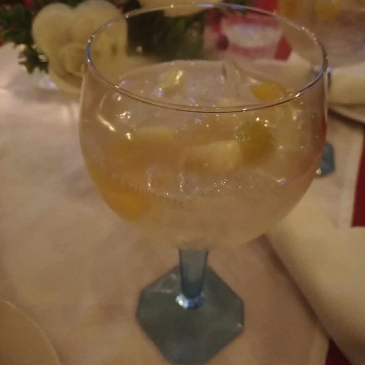 Copa de sangría blanca