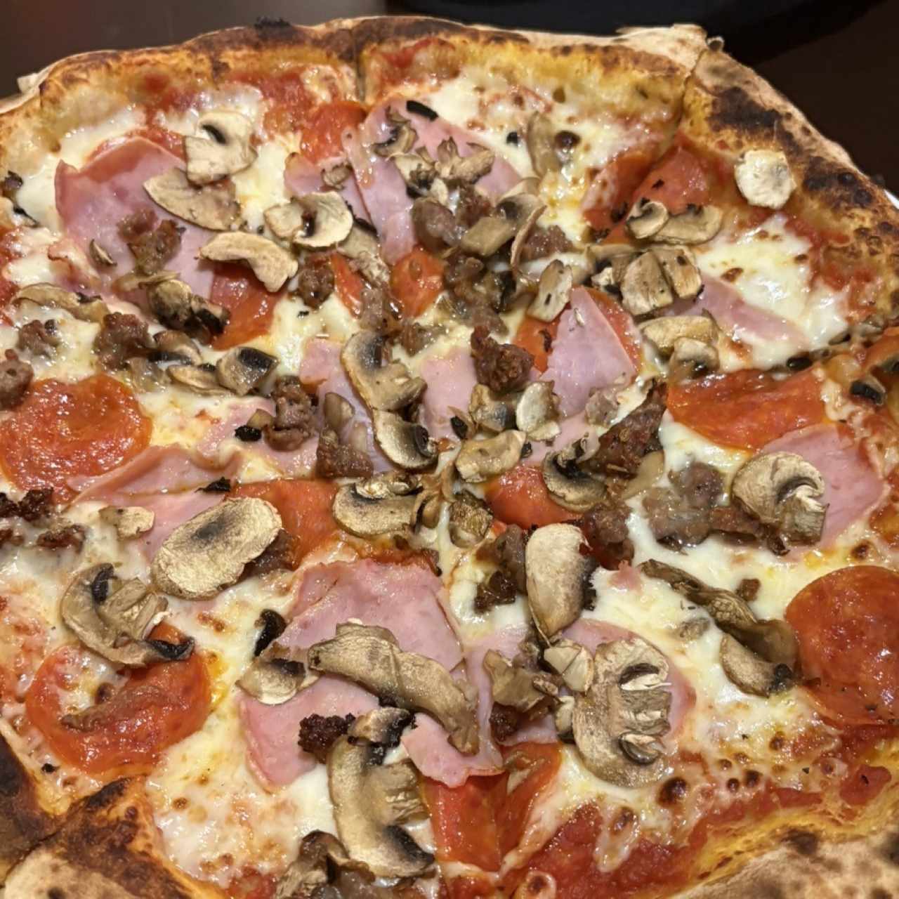 Pizza Carnivora