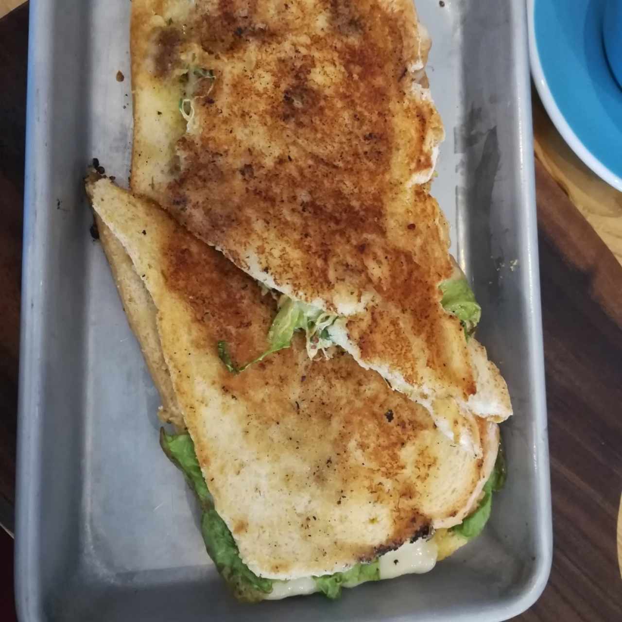 emparedado de pollo