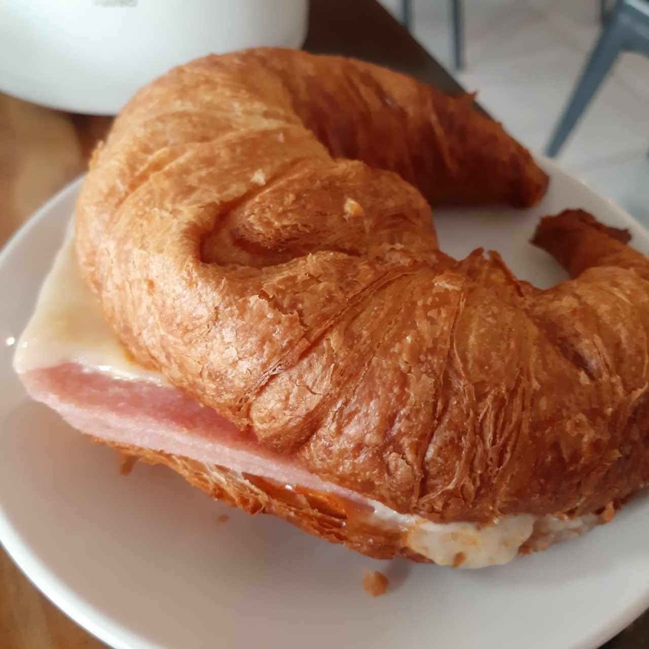 croissant de jamón y queso