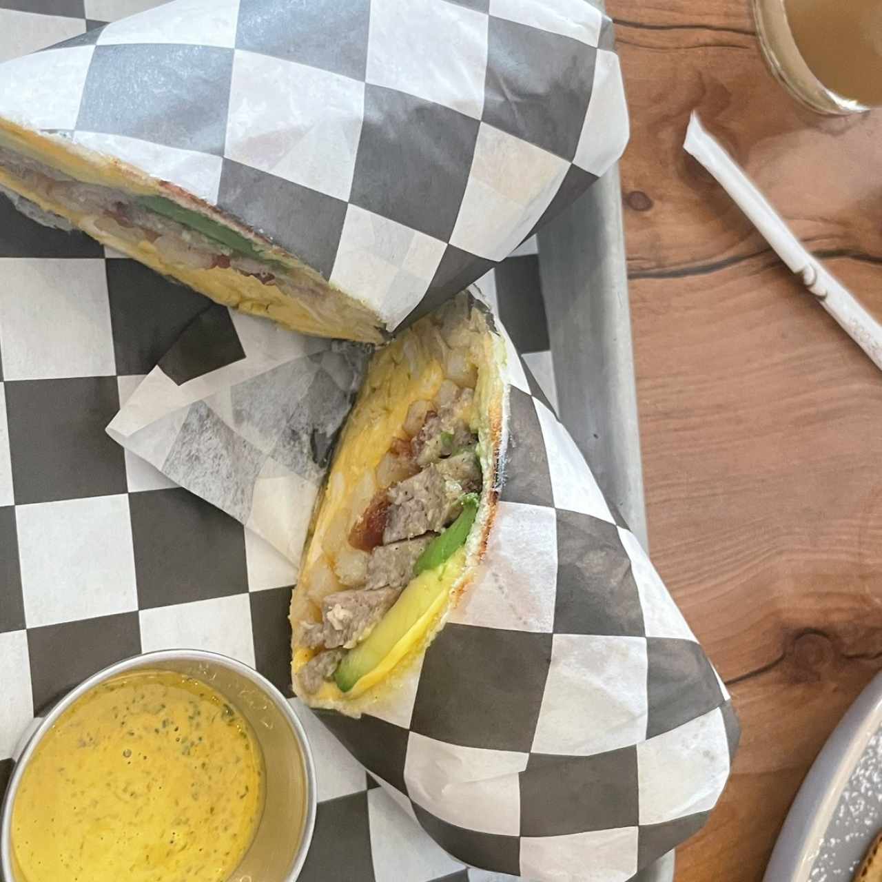 DESAYUNOS - Breakfast Burrito