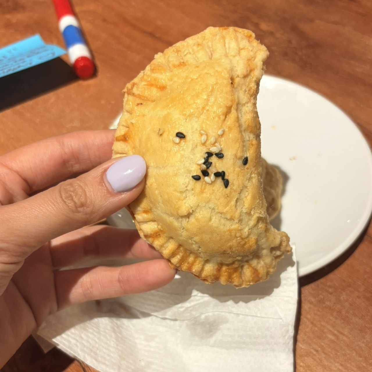 Mini empanada de pollo buffalo