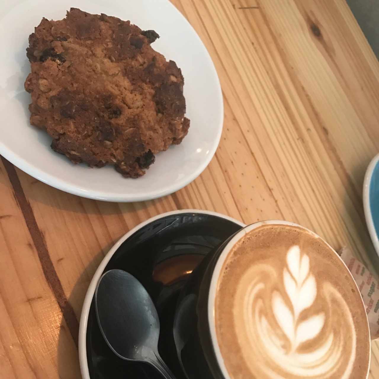 Galleta de Avena, Mantequilla de Maní y Pasitas