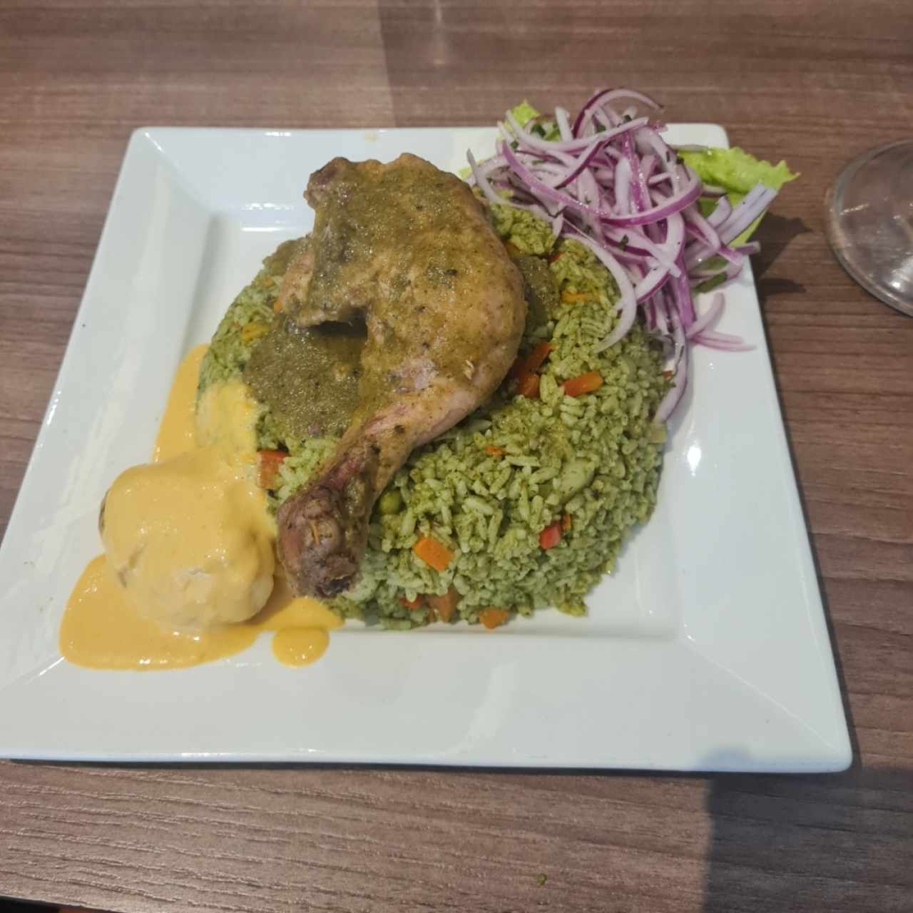 Platos Criollos - Arroz con Pollo