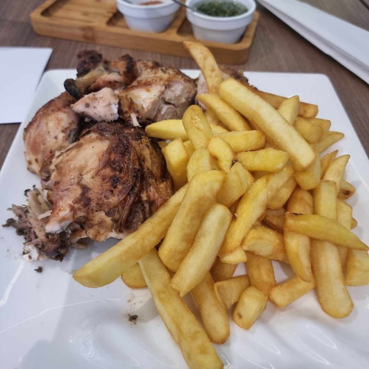 1/2 Pollo a las Brasas