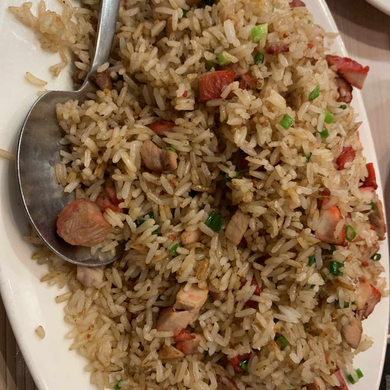 ARROZ FRITO - CANTONES CON PUERCO