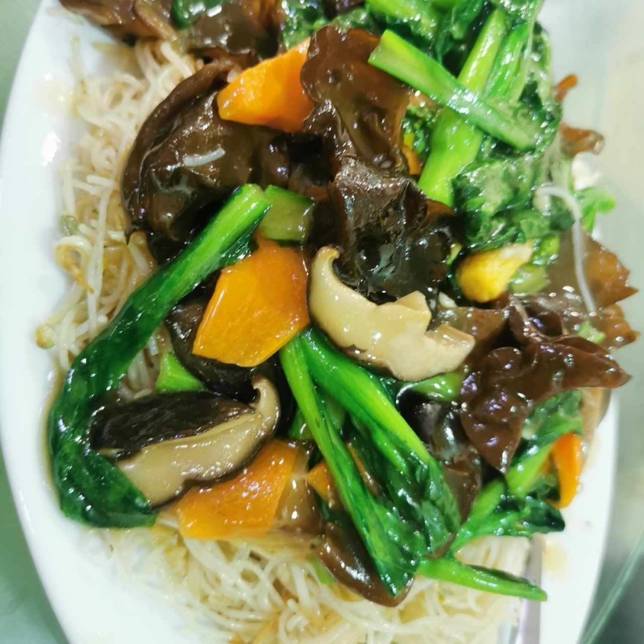 Mei fun con vegetales (solo vegetales) 