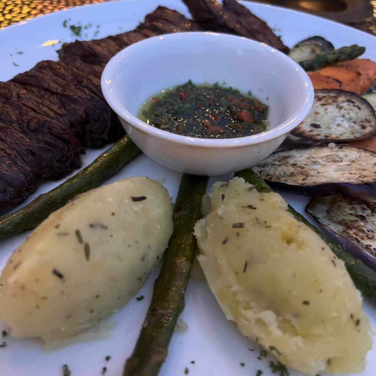 Entraña con Crema de Patatas