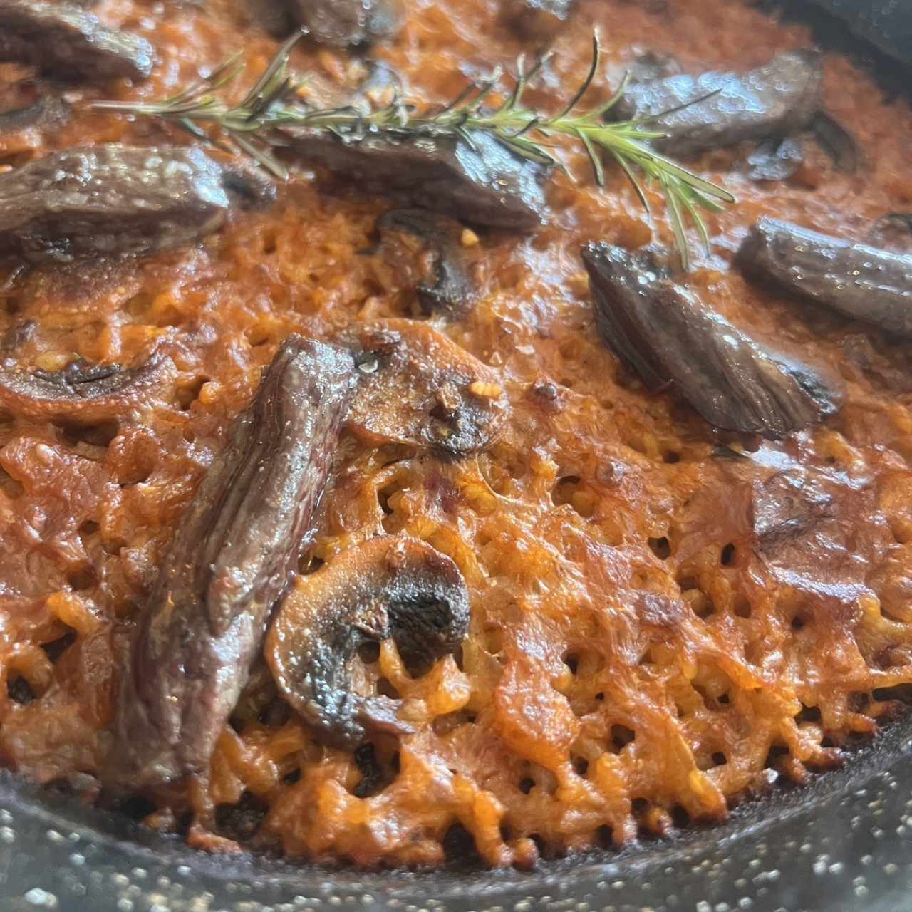 Paella de carne 
