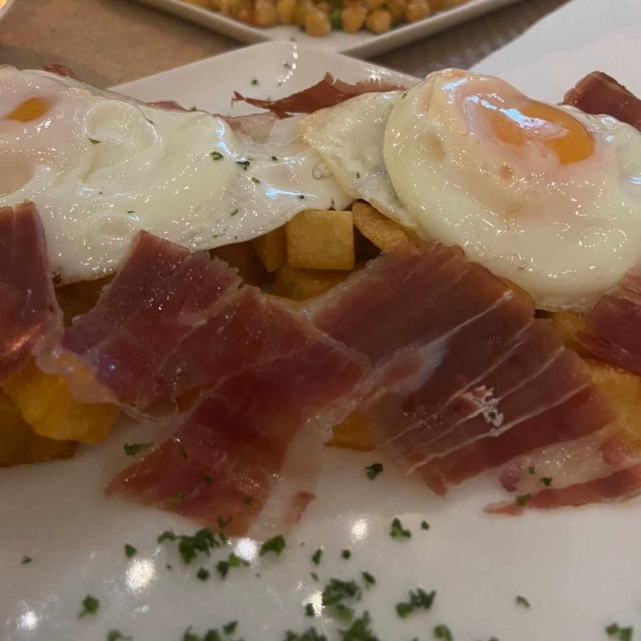 Huevos Rotos
