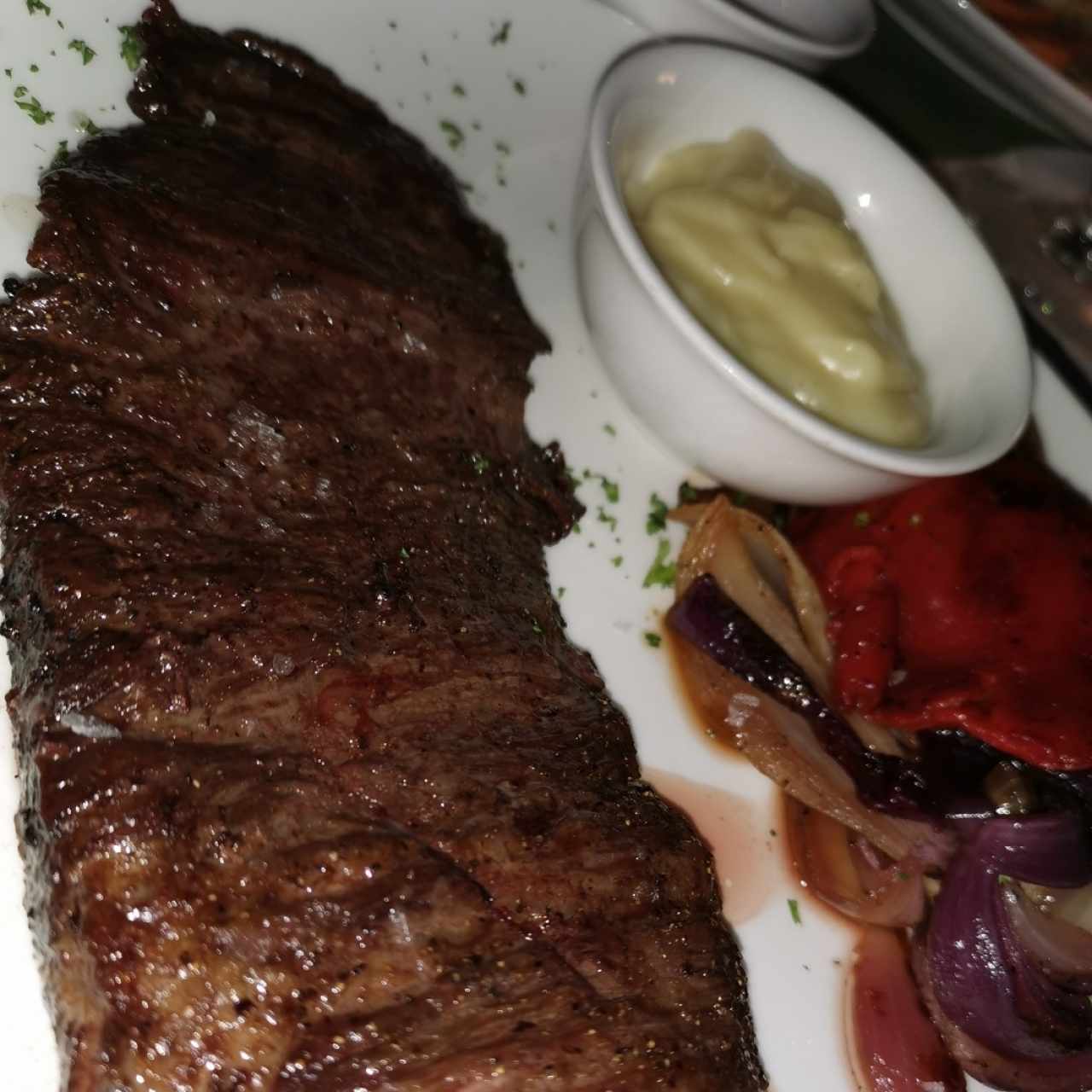 Entraña con Crema de Patatas