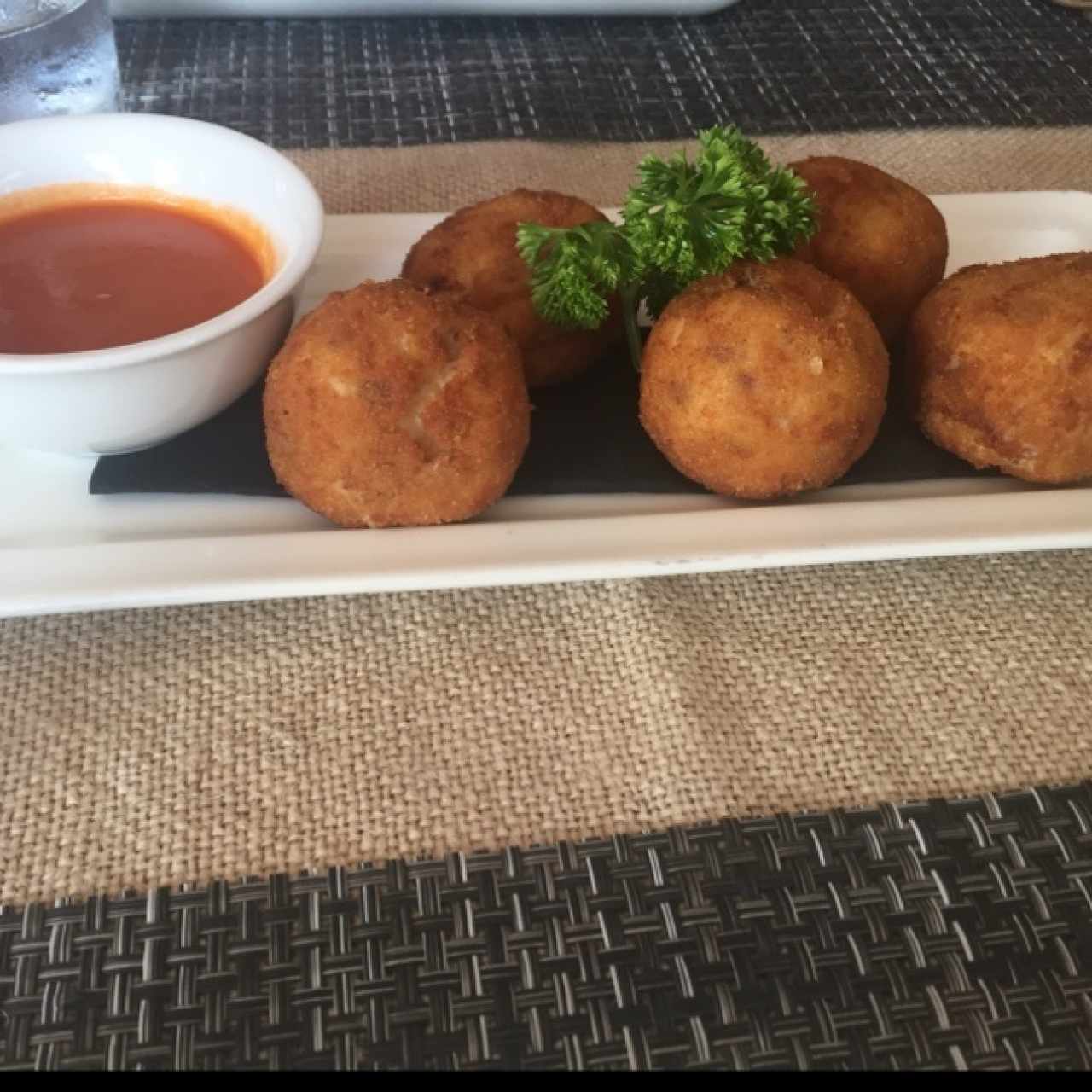 Croquetas de jamón ibérico