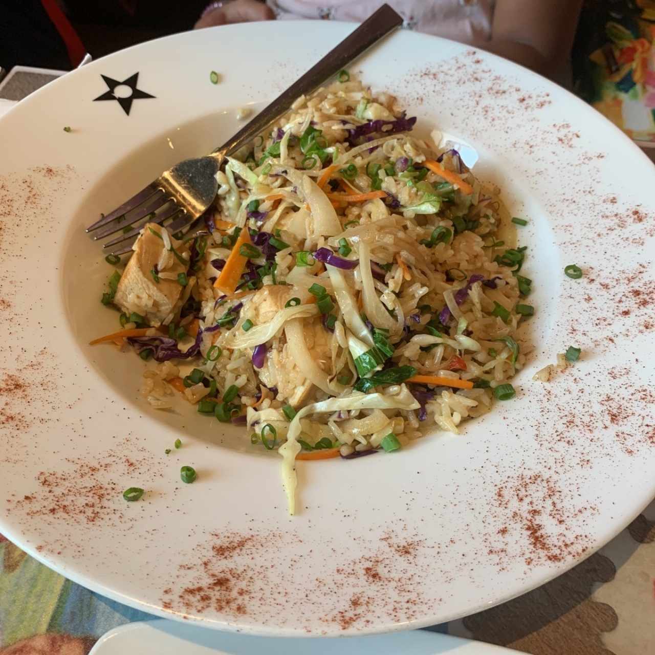 Nasi goreng de pollo