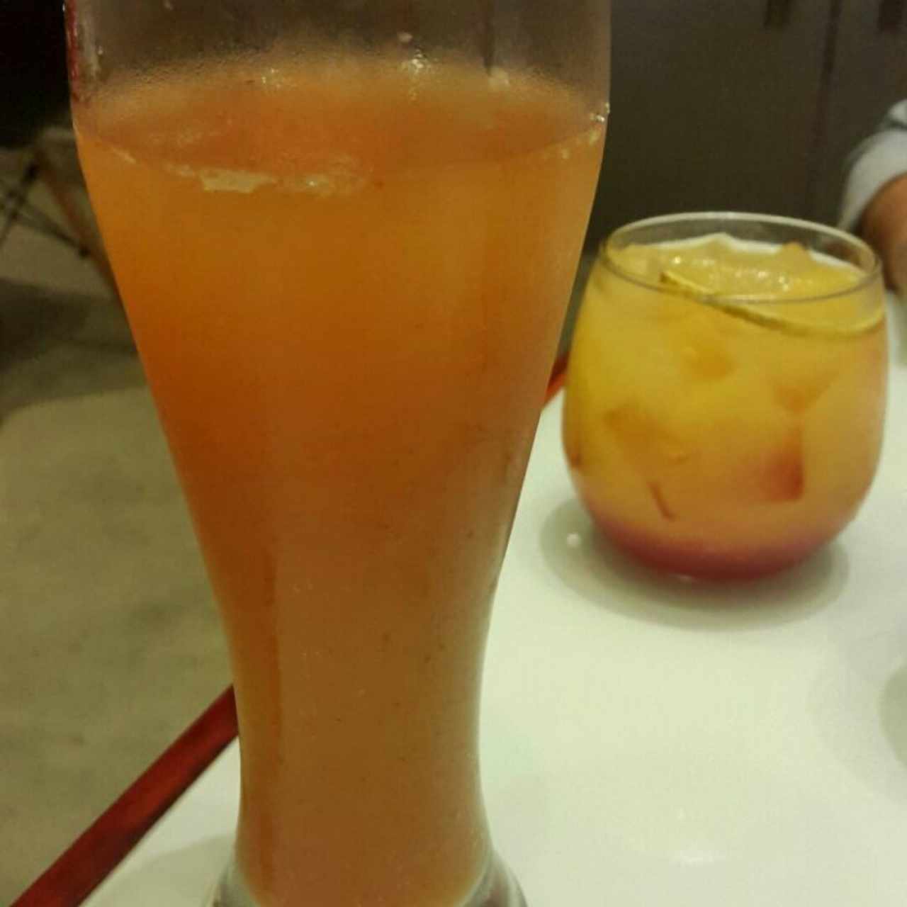 Michelada Clamato y Tequila Sunrise
