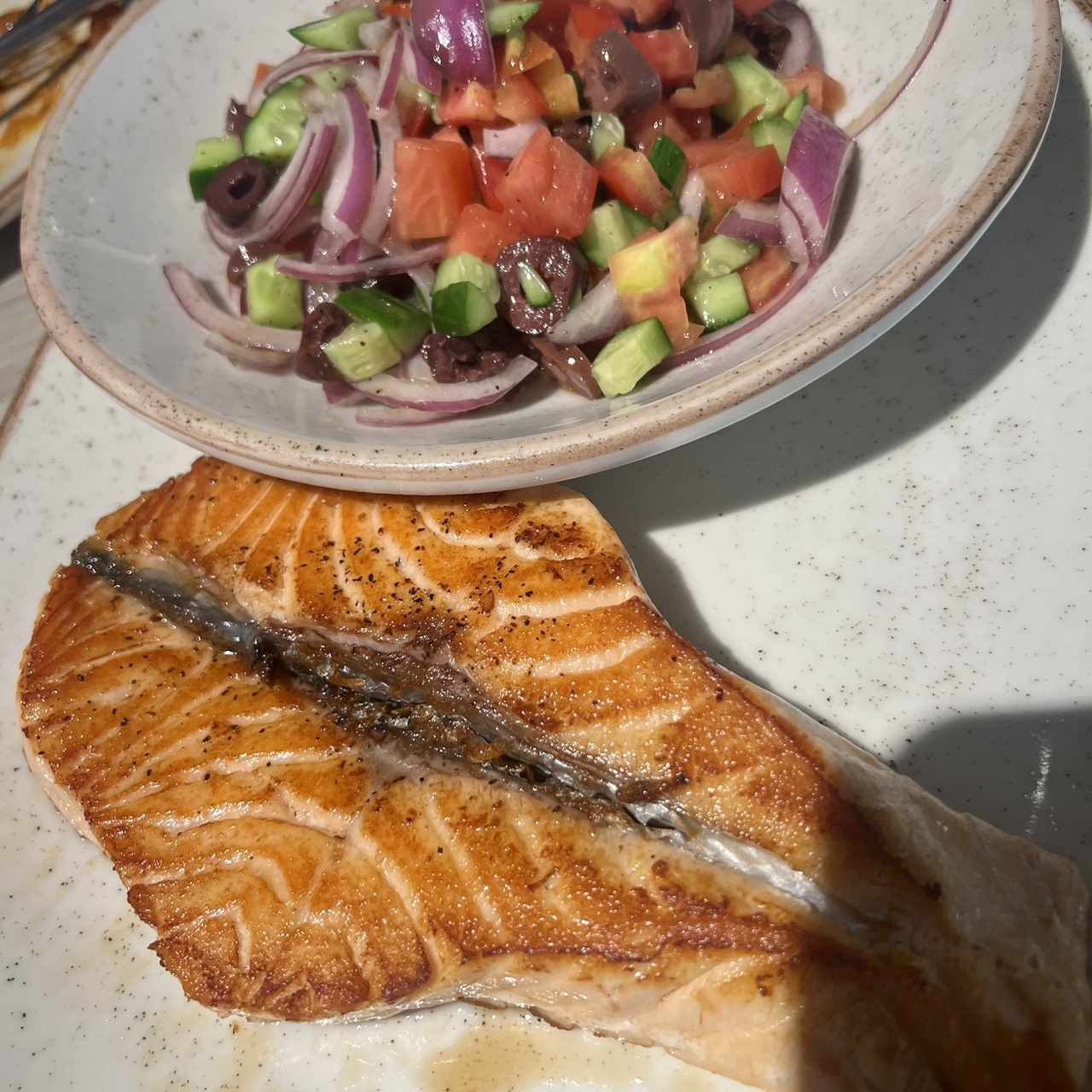 Corvina o Salmón a la Plancha