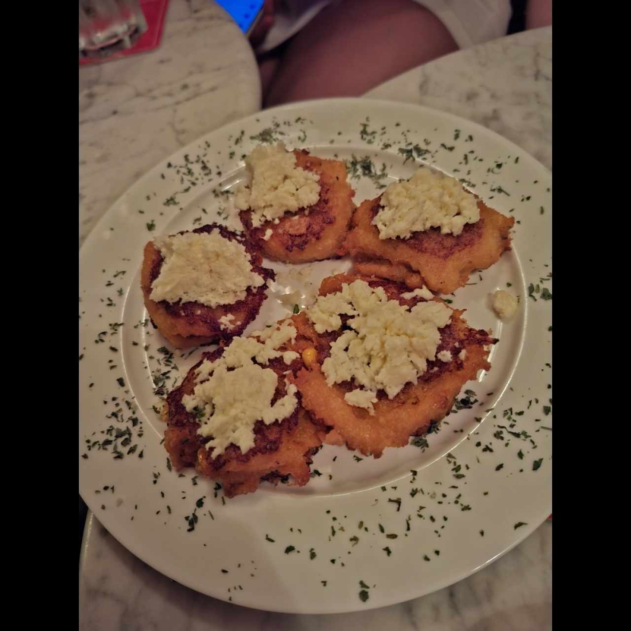 Entradas/Appetizers - Torrejitas de Maíz