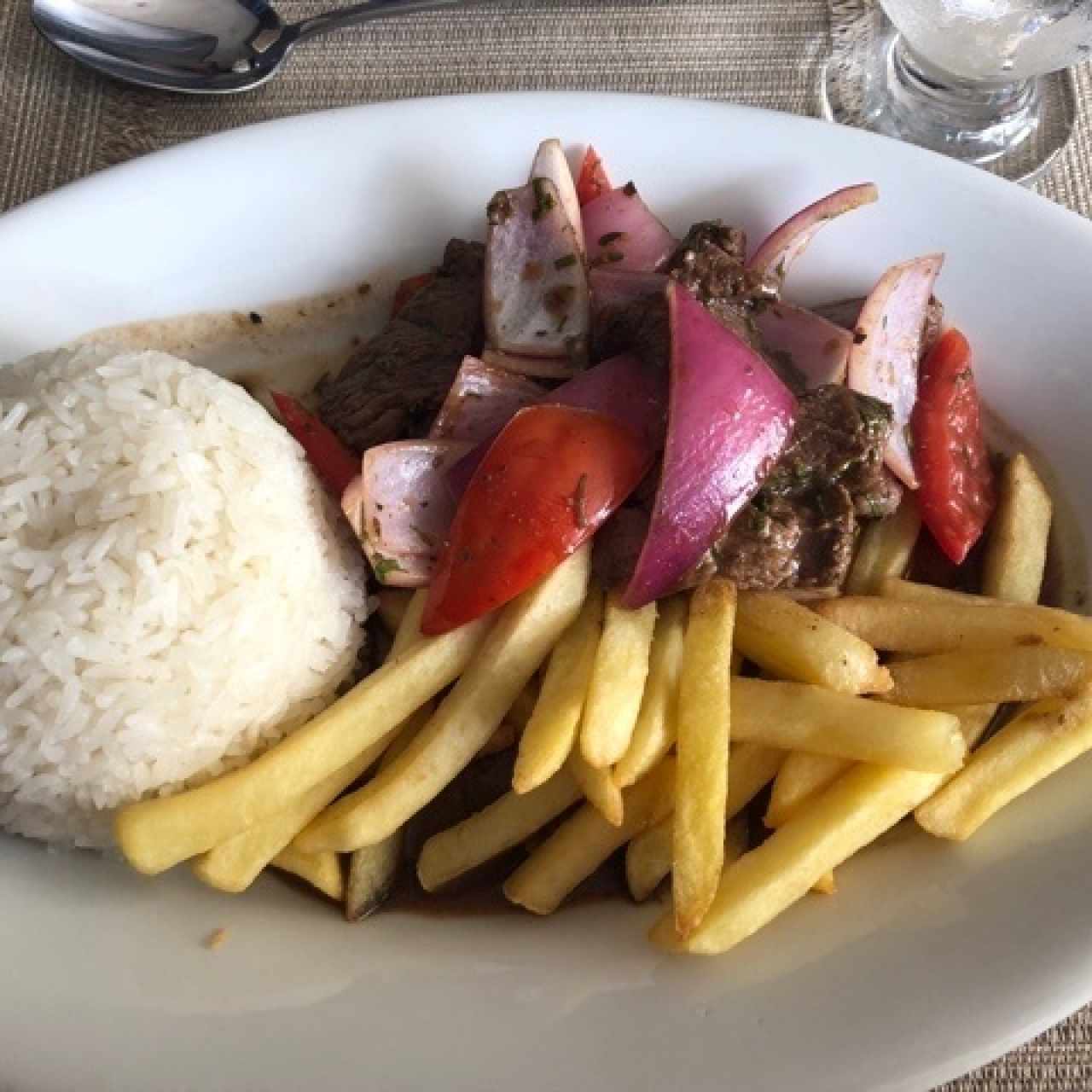 Lomo Saltado