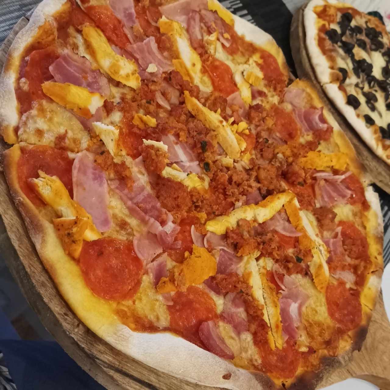 Pizze Speciali - Pizza Carnívora