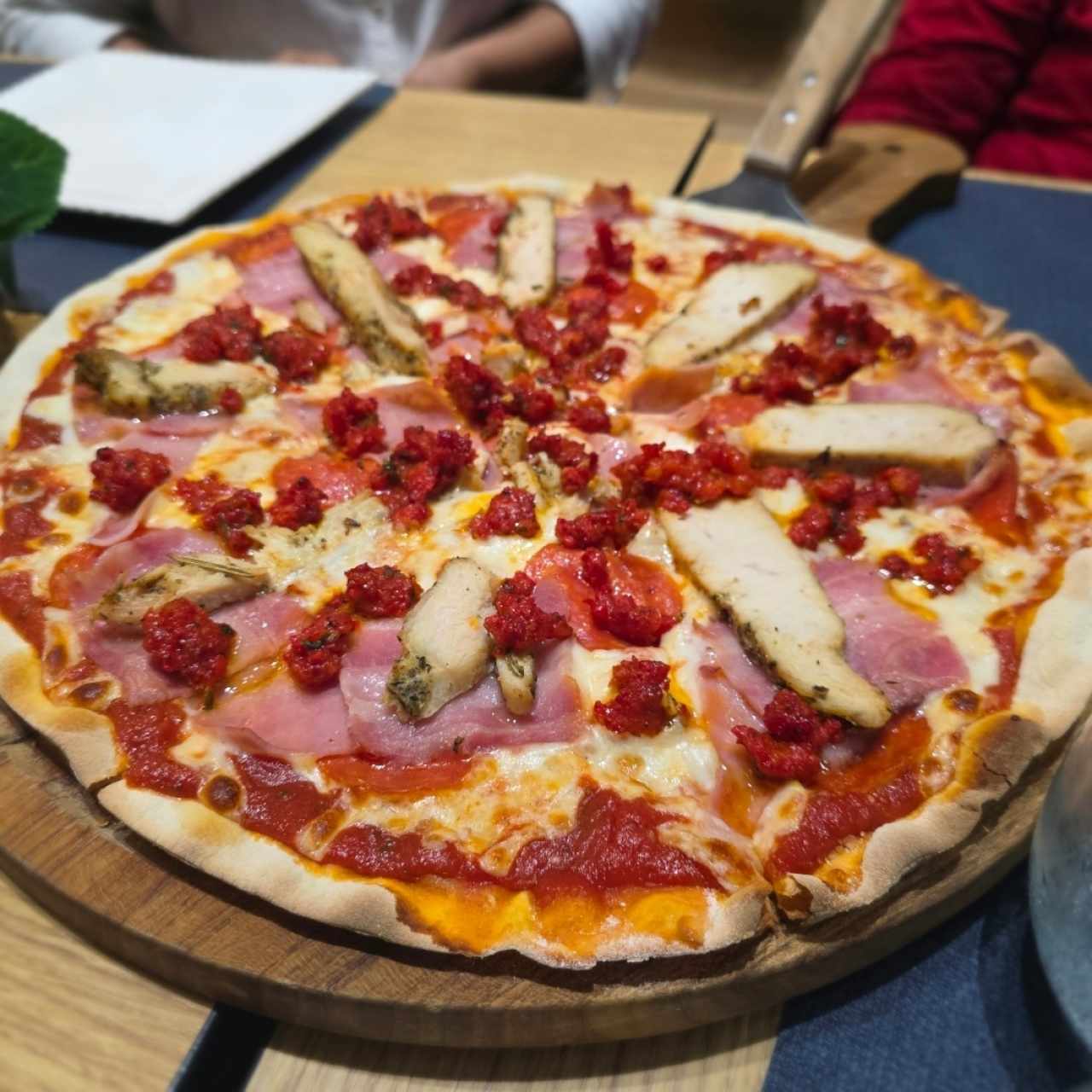 Pizze Speciali - Pizza Carnívora