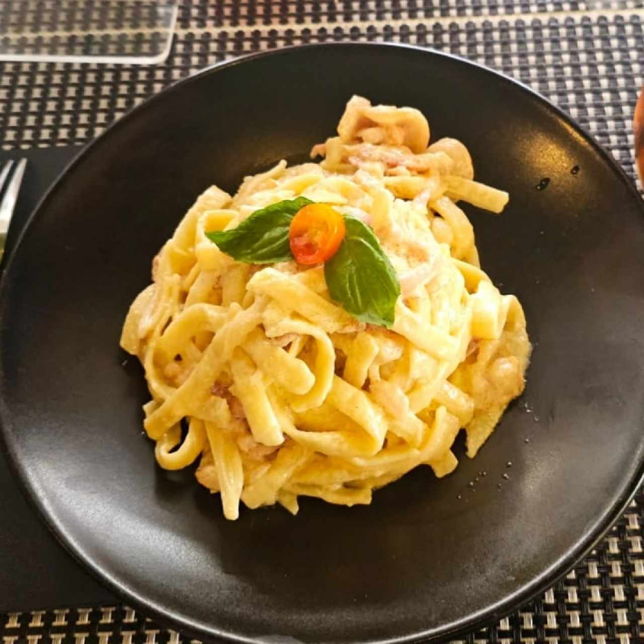 fetuccini a la carbonara