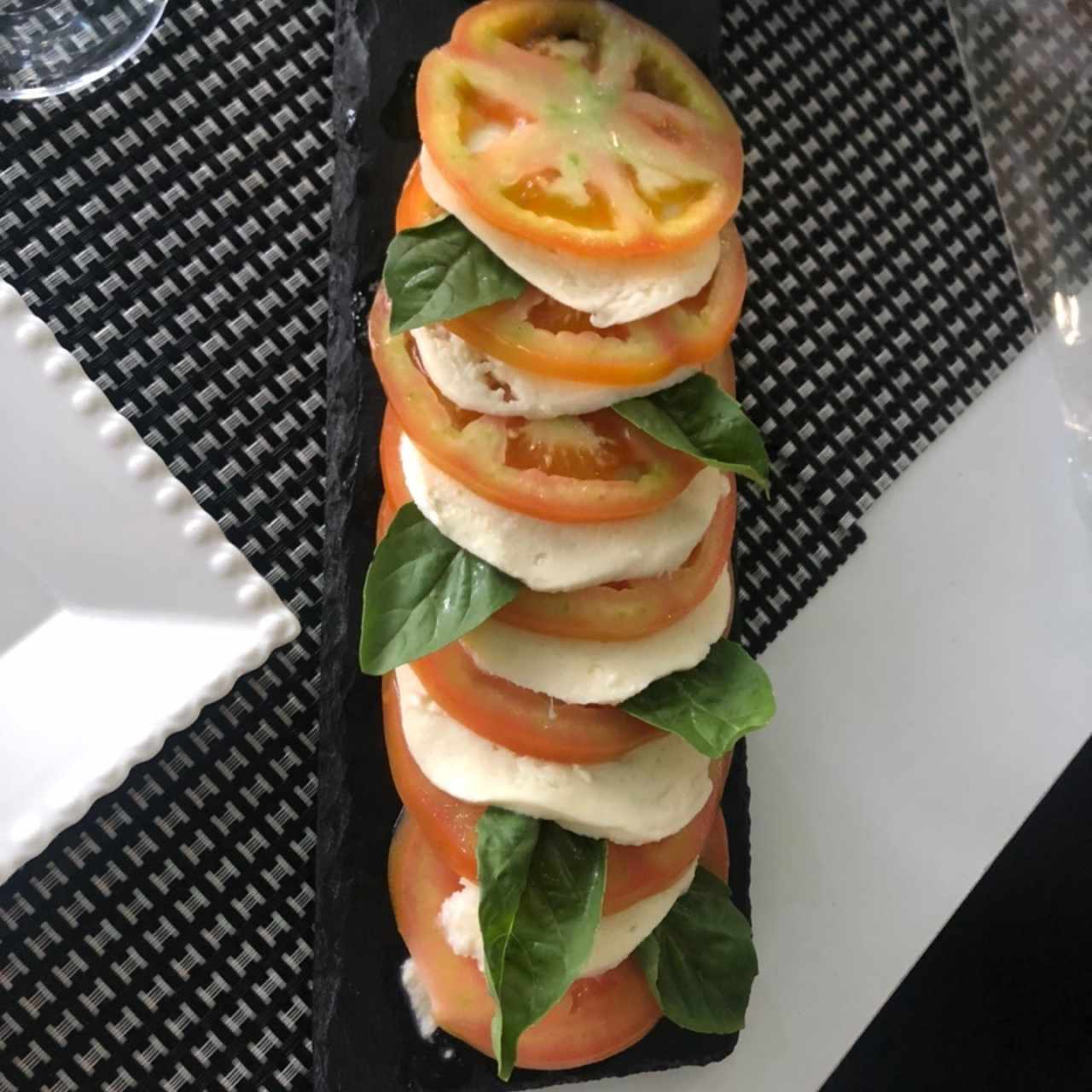 Antipasti - Insalata Caprese