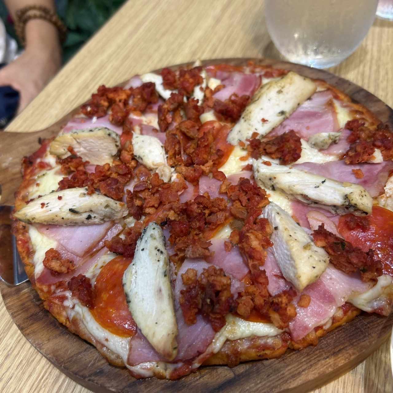 Pizze Speciali - Pizza Carnívora