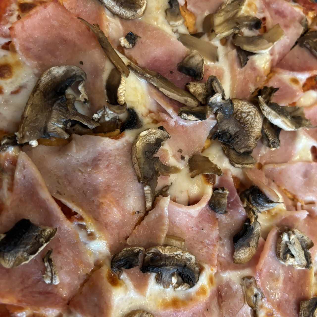 Pizza Prosciutto e Champiñones