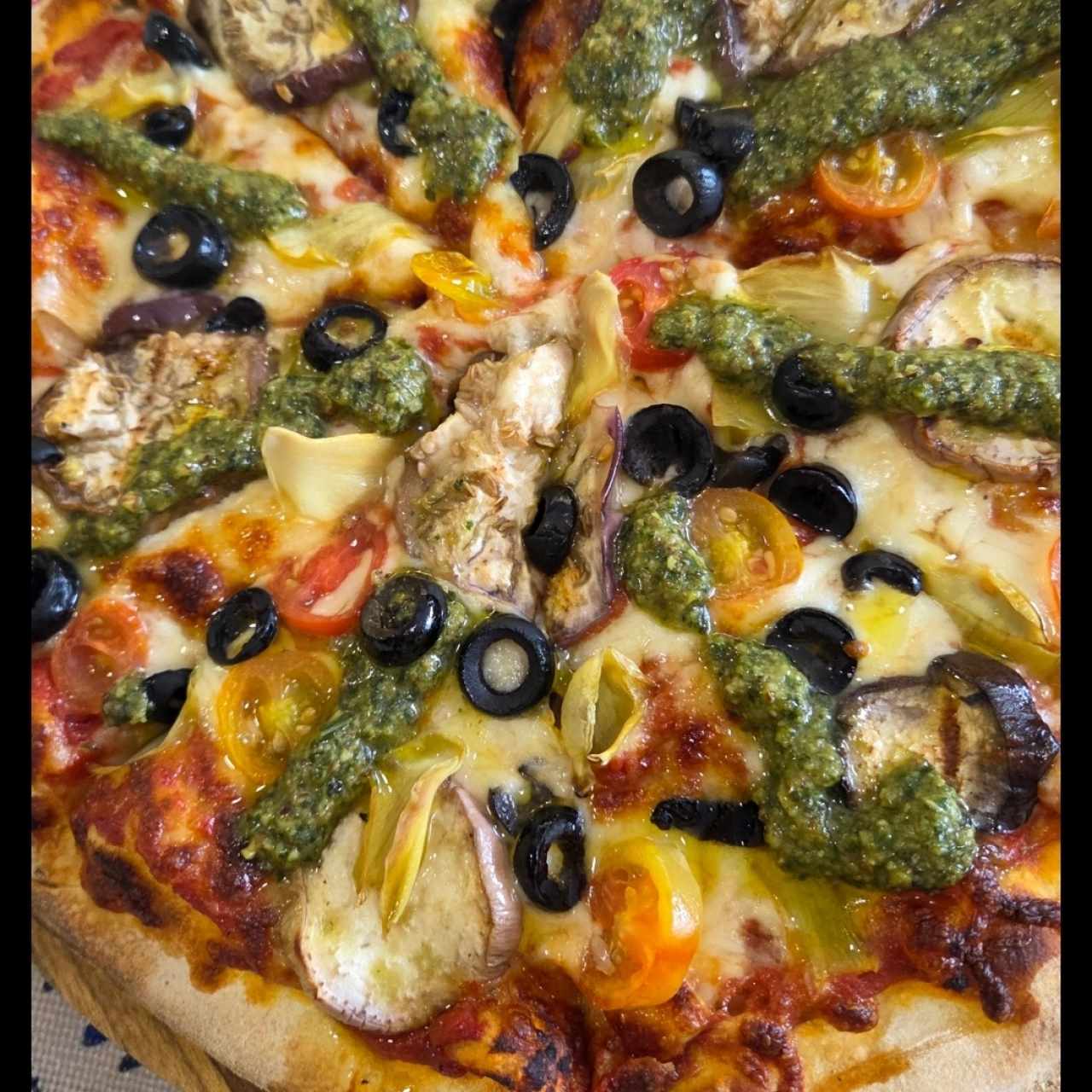 Pizze Vegetariana - Pizza Mediterránea