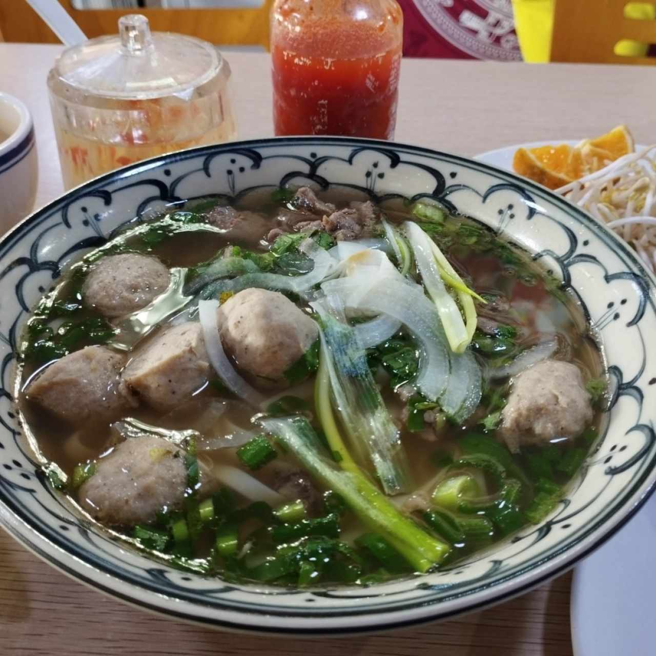 pho bolas de carne