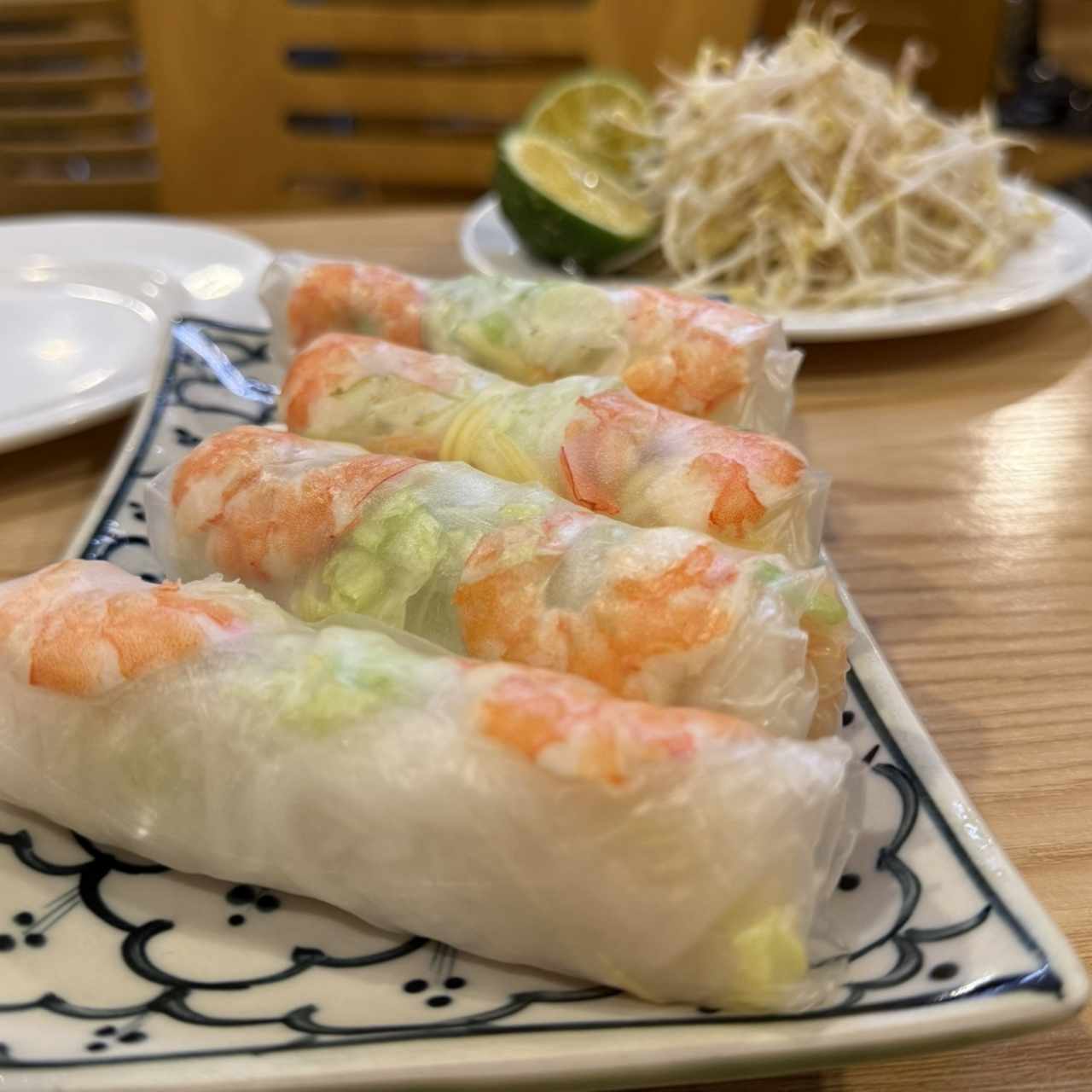 Rollitos Frescos de Camarones