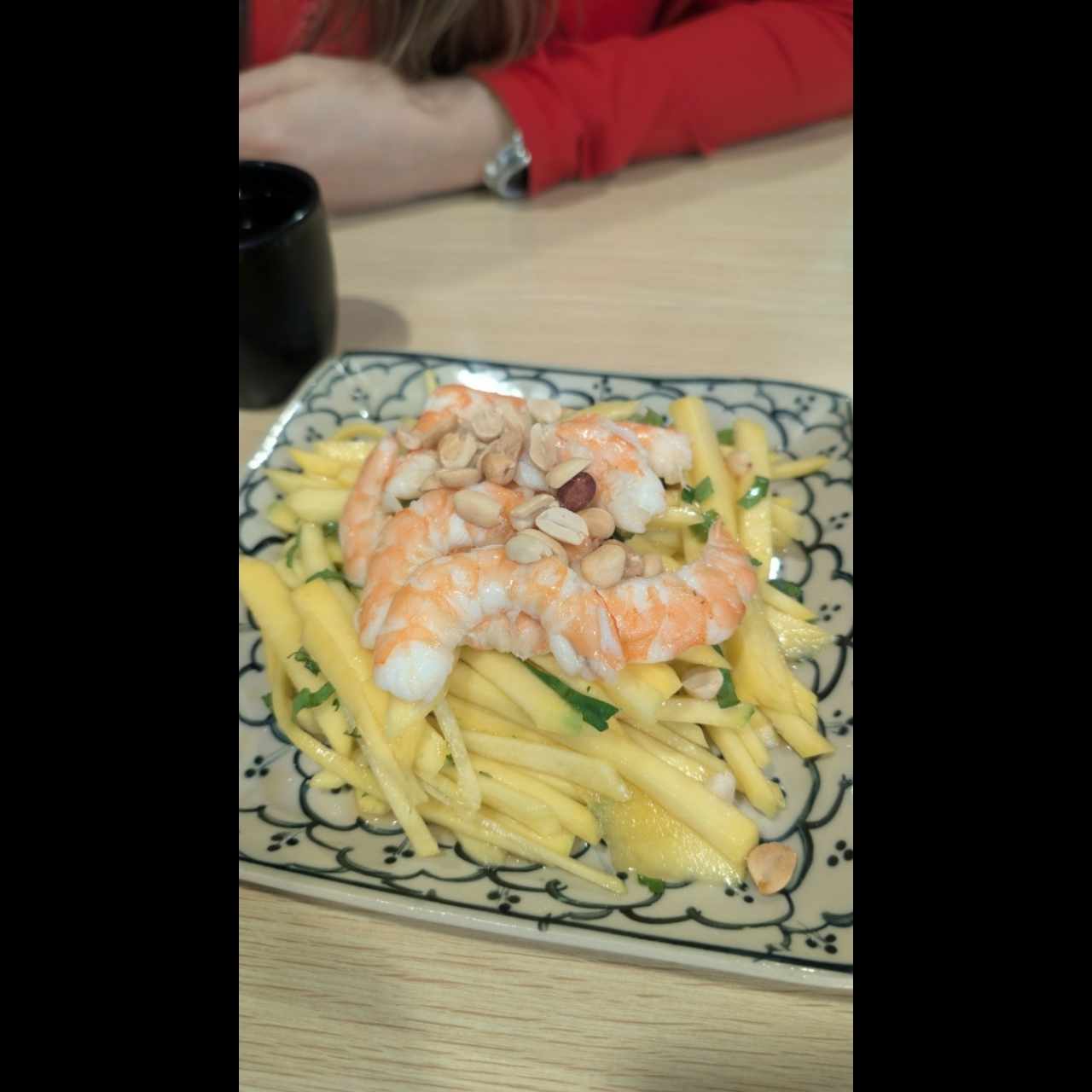 Ensalada de Mango y Camarones