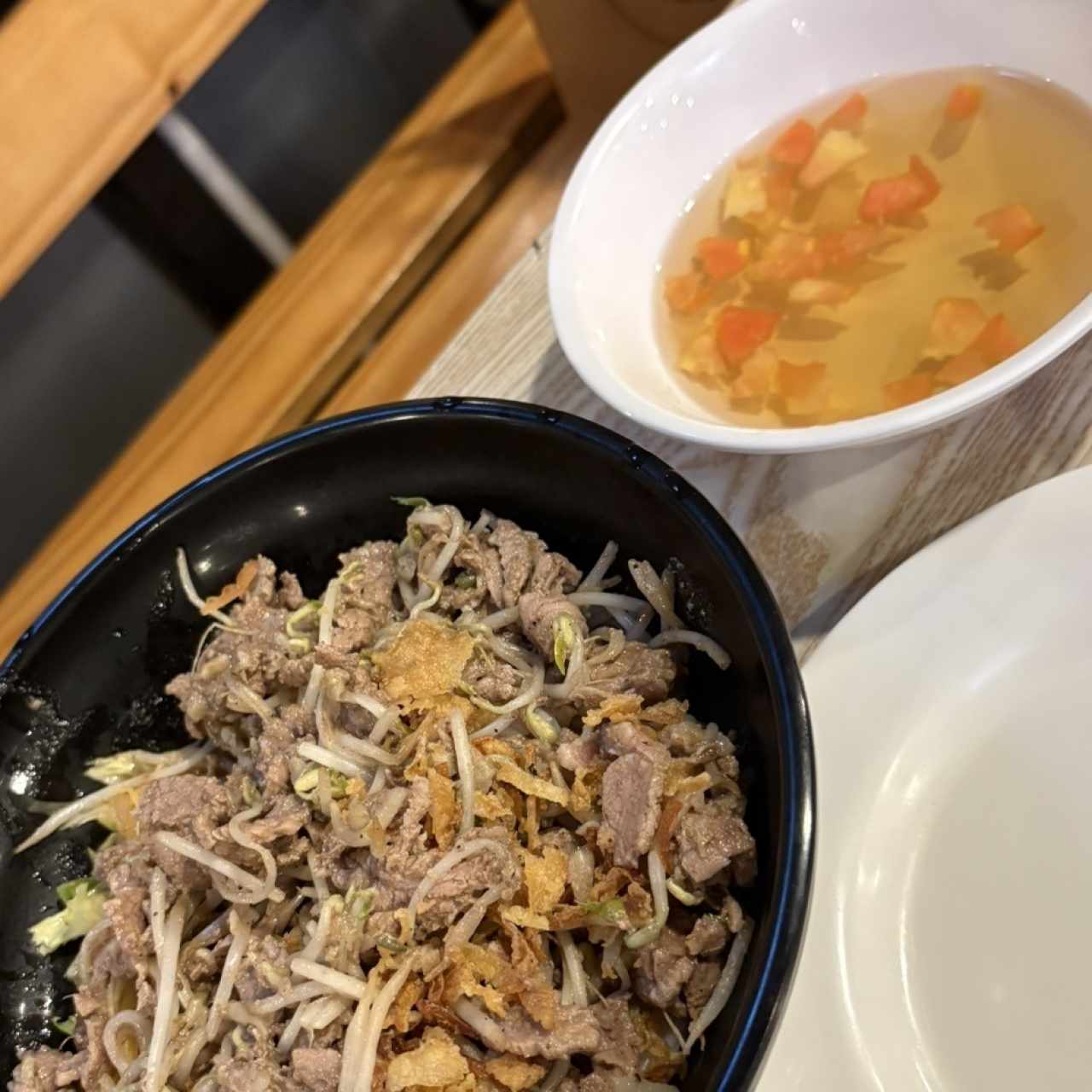 Fideos Salteados Con Carne de res