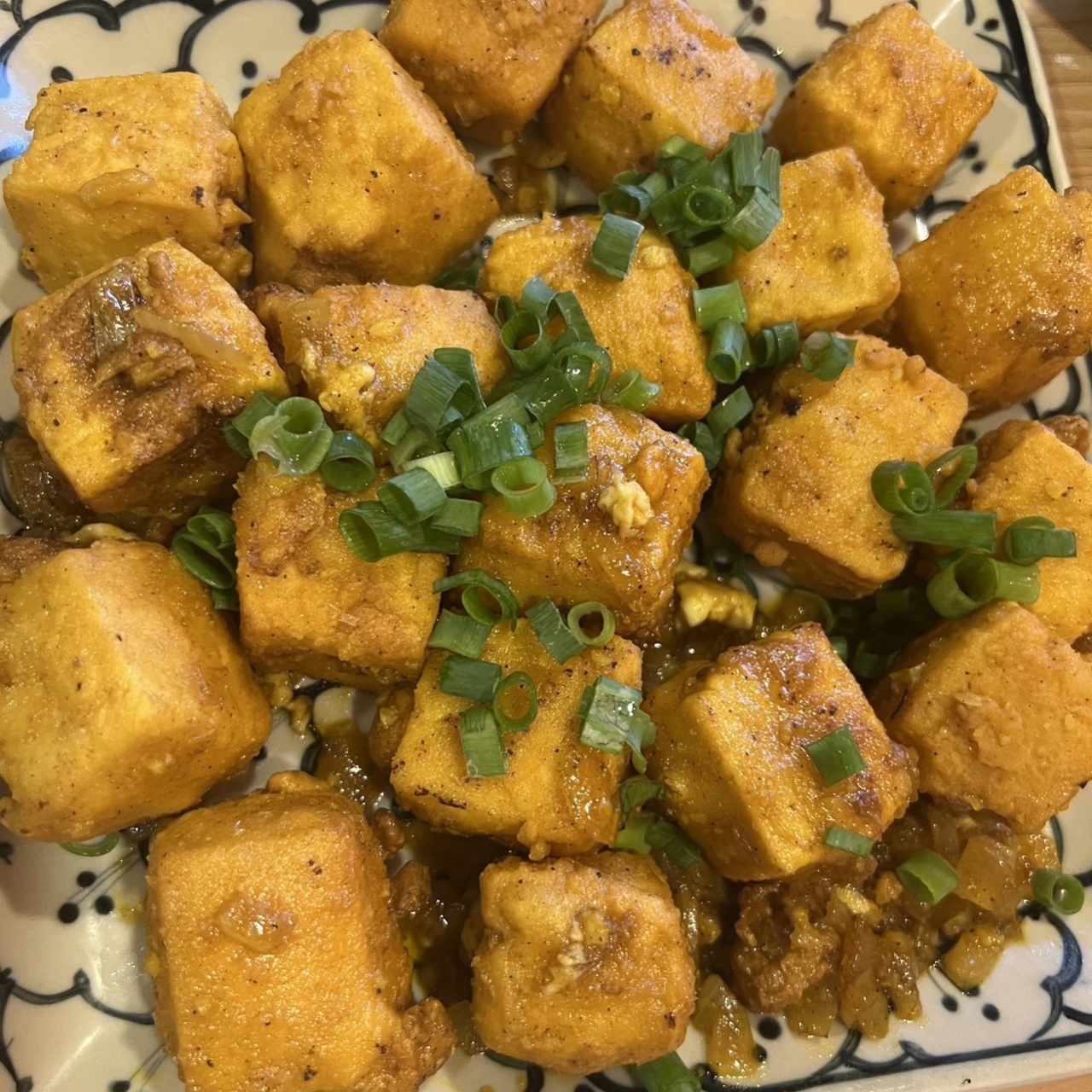 Tofu Frito en Salsa de Huevo Salado