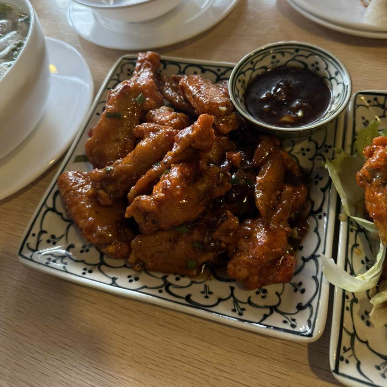 Alitas de Pollo con Salsa de Tamarindo