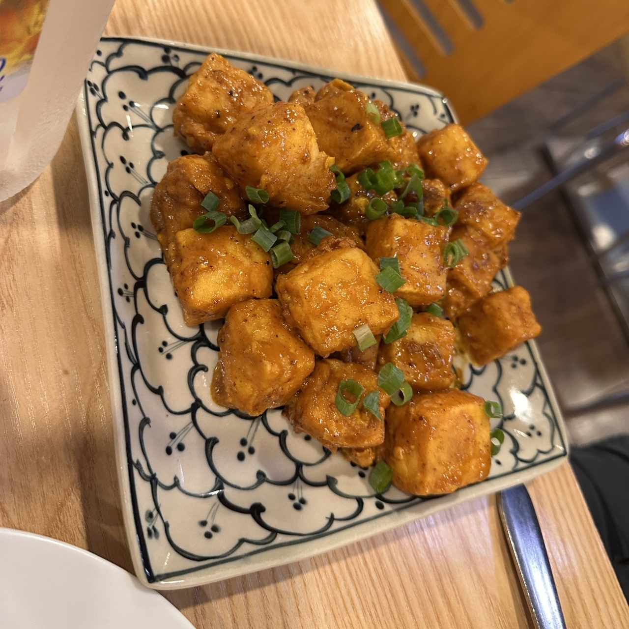 Tofu Frito en Salsa de Huevo Salado
