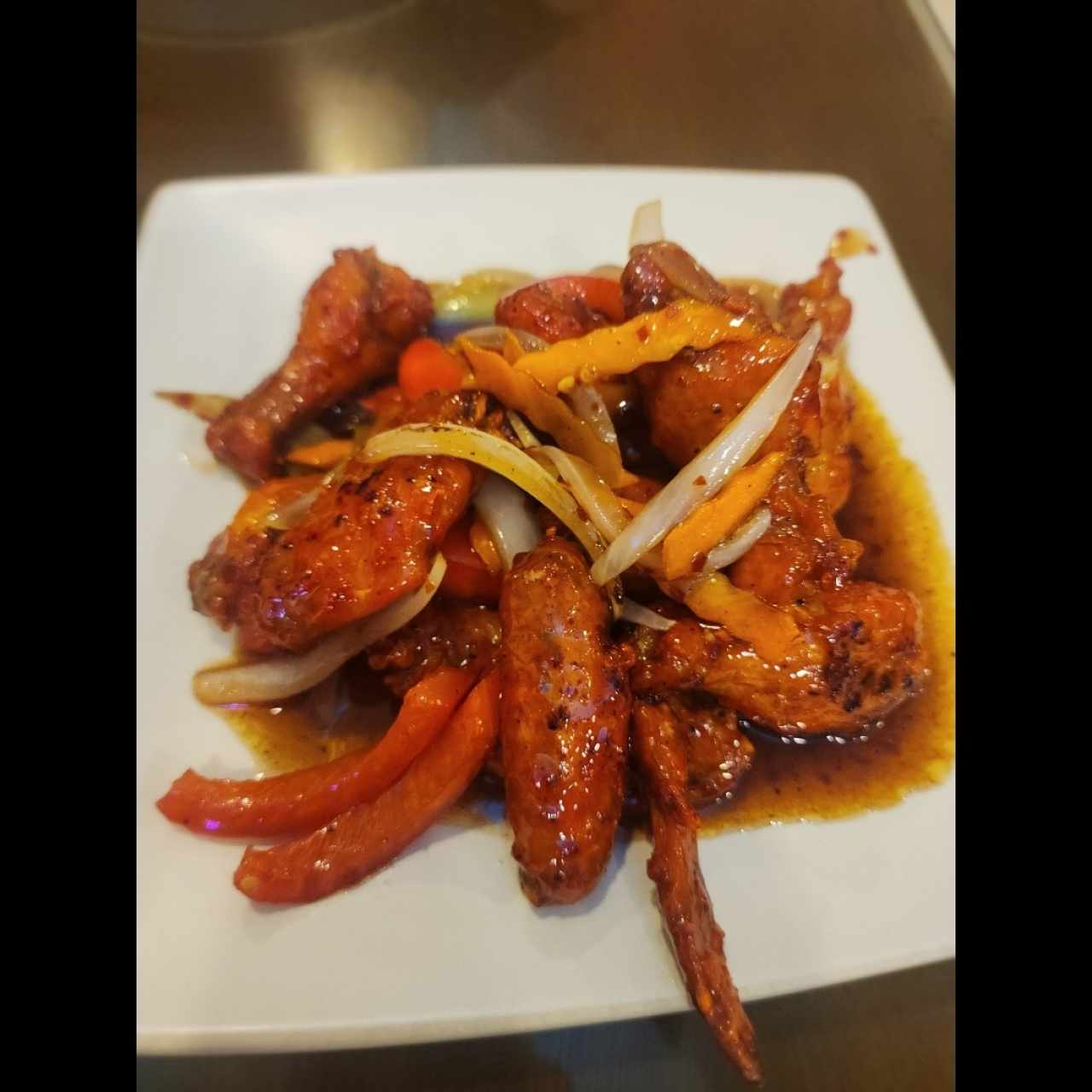 Alitas de Pollo con Salsa de Tamarindo