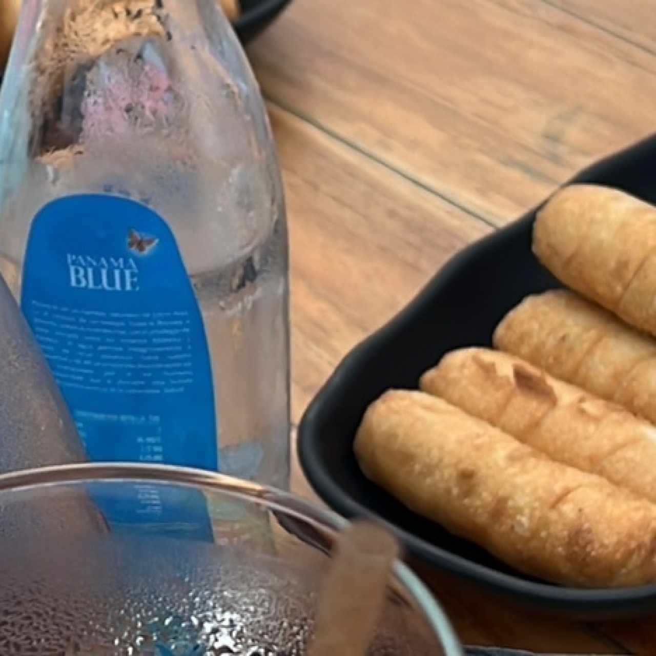 Tequeños y sangria