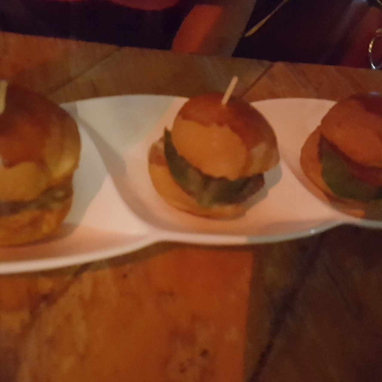 Trío de mini hamburguesa 