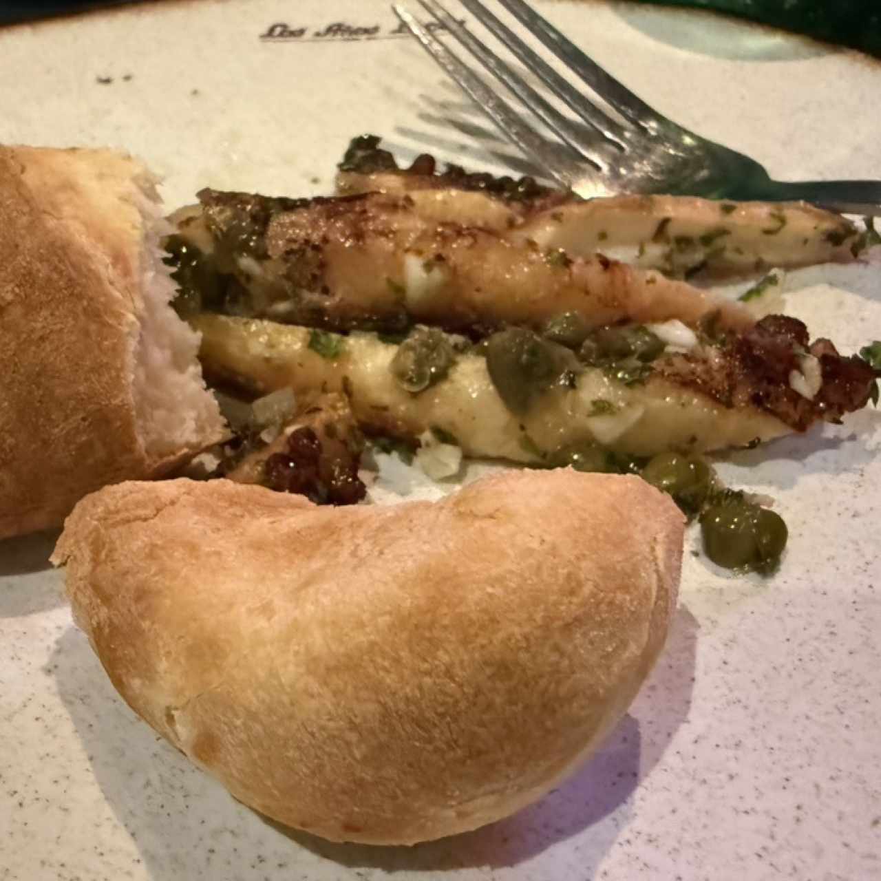ENTRADAS CALIENTES - Pulpo al Carbón