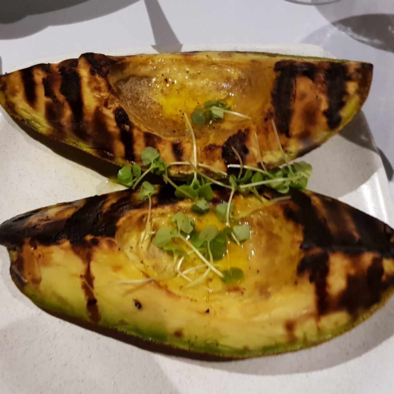 Aguacate a la parrilla