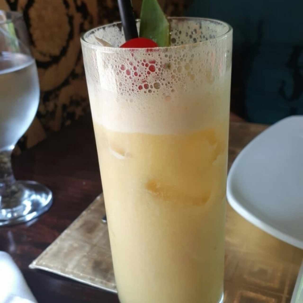 Jugo Naranja y Piña