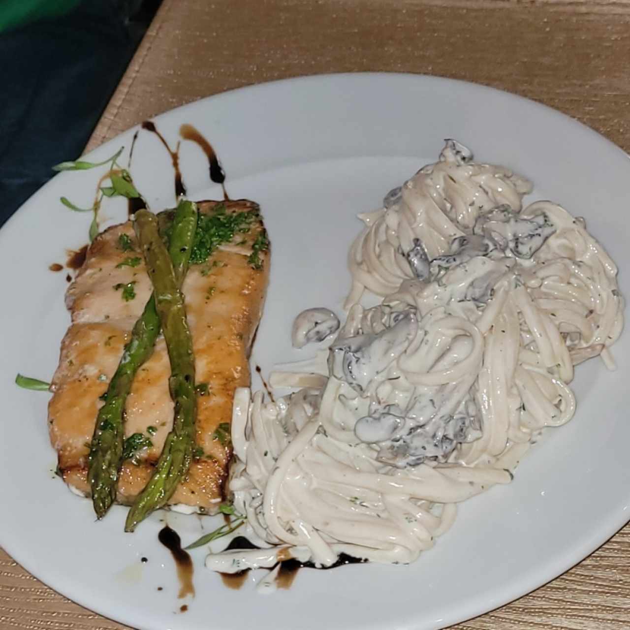 Principales - Salmon Assisi