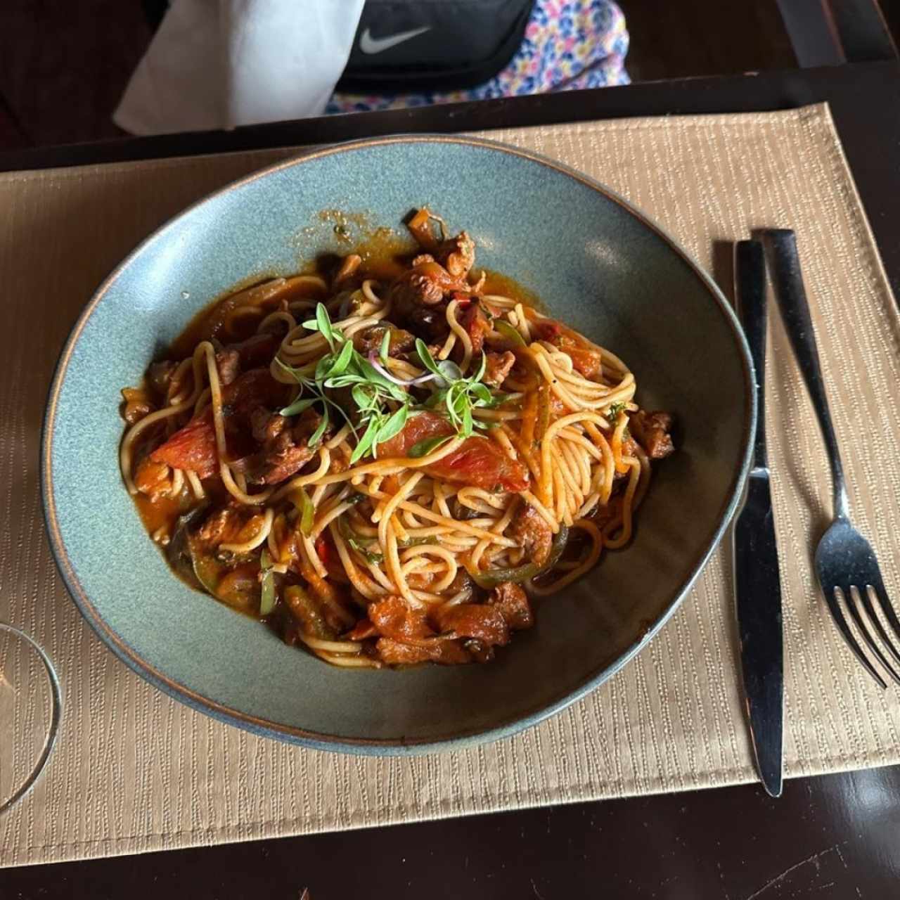 Pasta con Trozos de Filete