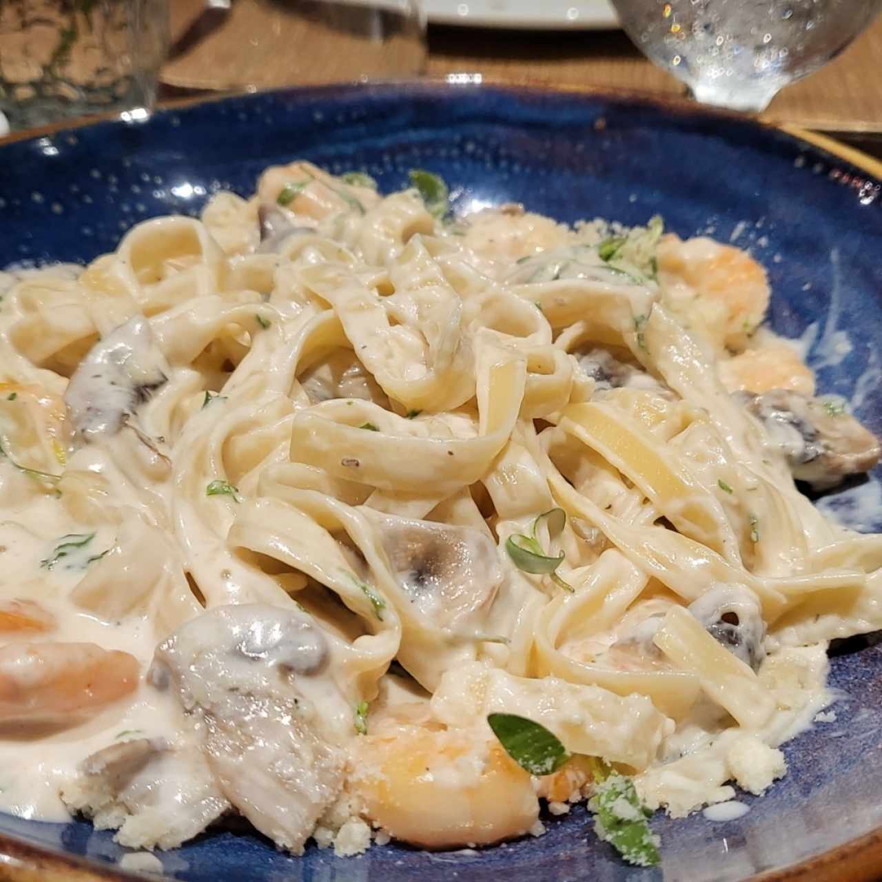 pasta con camarones a la crema