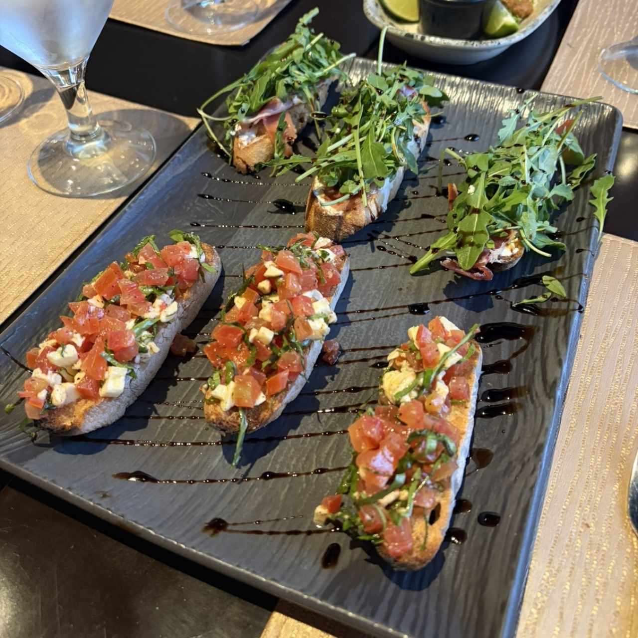 Entradas - Bruschettas Assisi