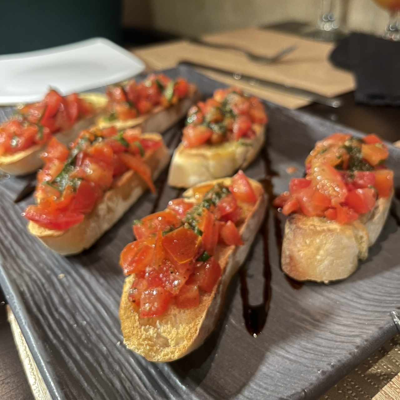 Entradas - Bruschettas Capressa