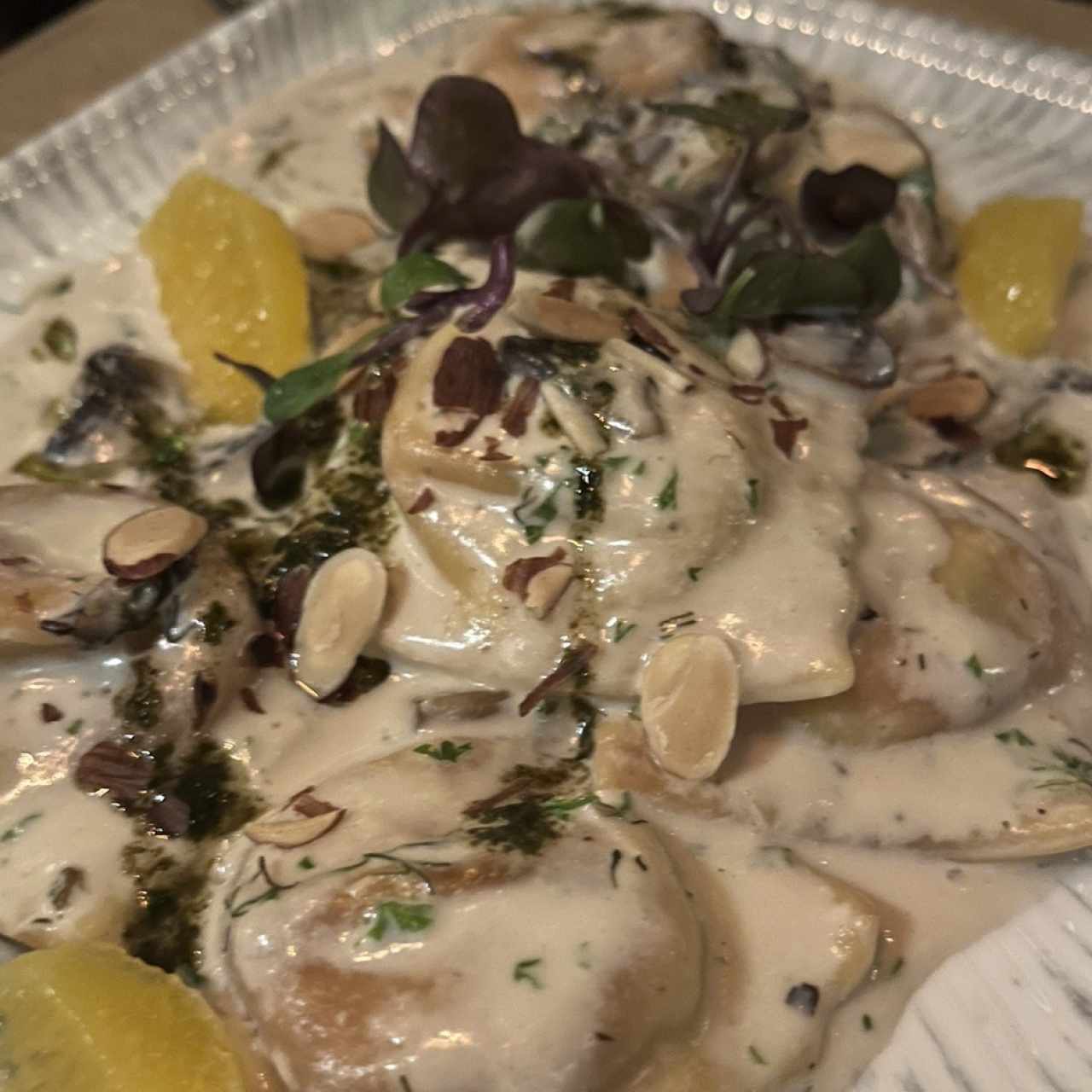 Raviolis de salmón