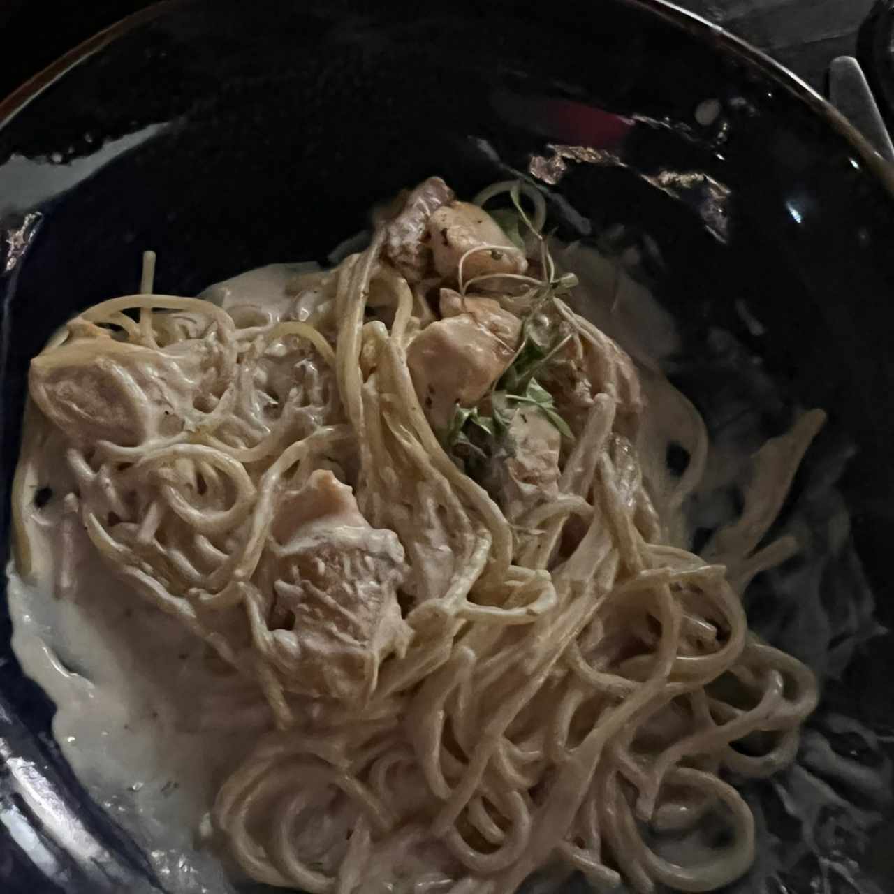 Spaguetti con salmon en crema 